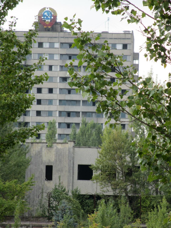 Inne i Pripyat.